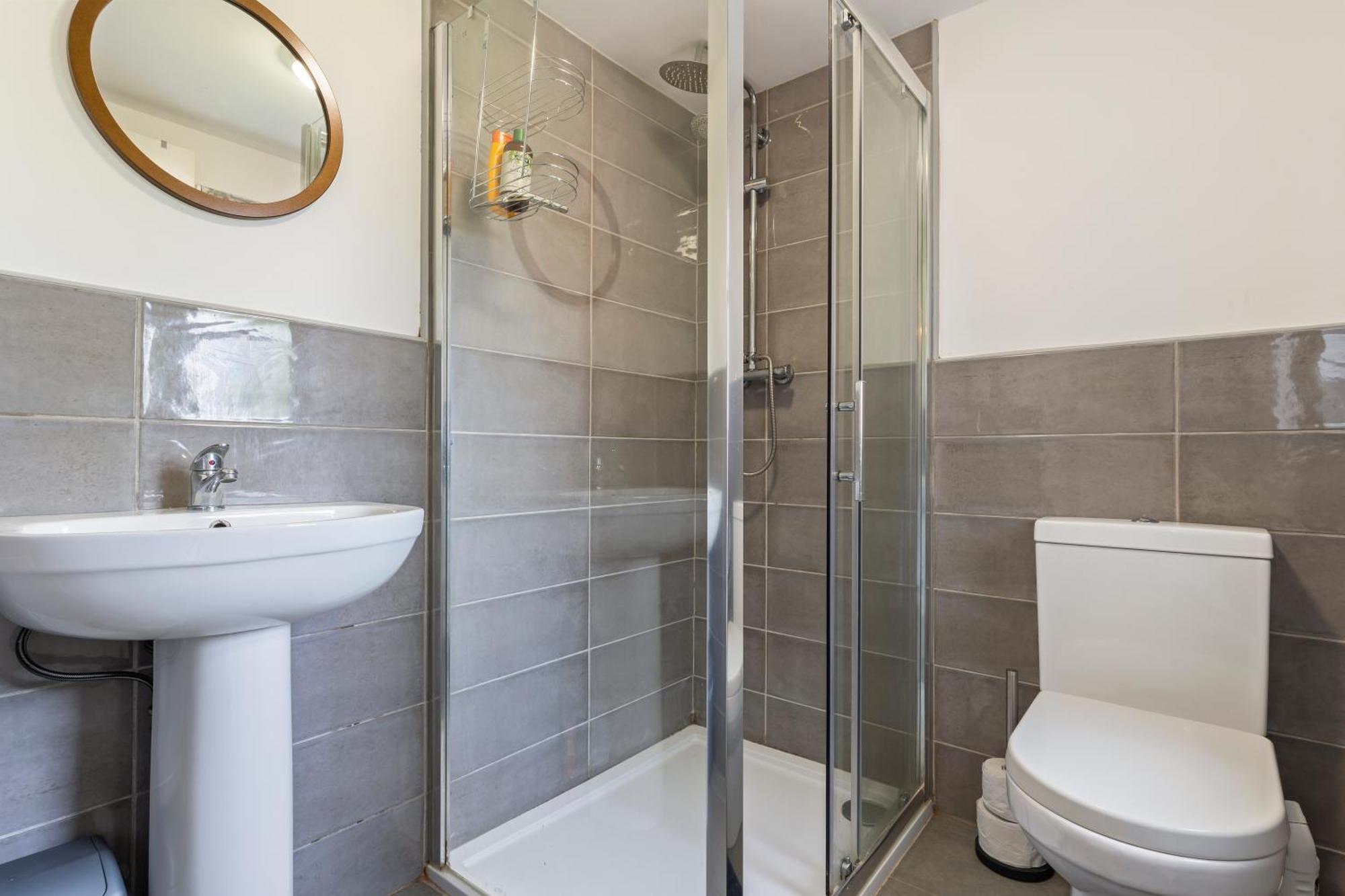 Bronze Haven - A Luxe And Cozy Stay In เบอร์มิงแฮม ภายนอก รูปภาพ